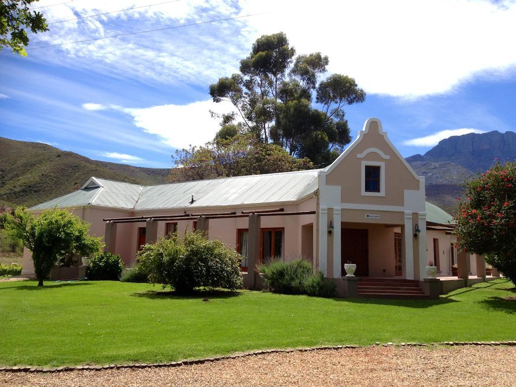Oaksrest Vineyards Guest Farm Hotel Ladismith Buitenkant foto