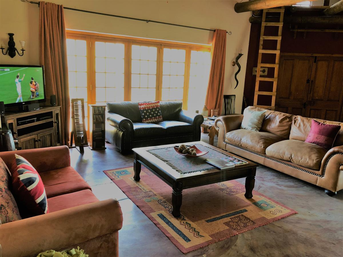 Oaksrest Vineyards Guest Farm Hotel Ladismith Buitenkant foto