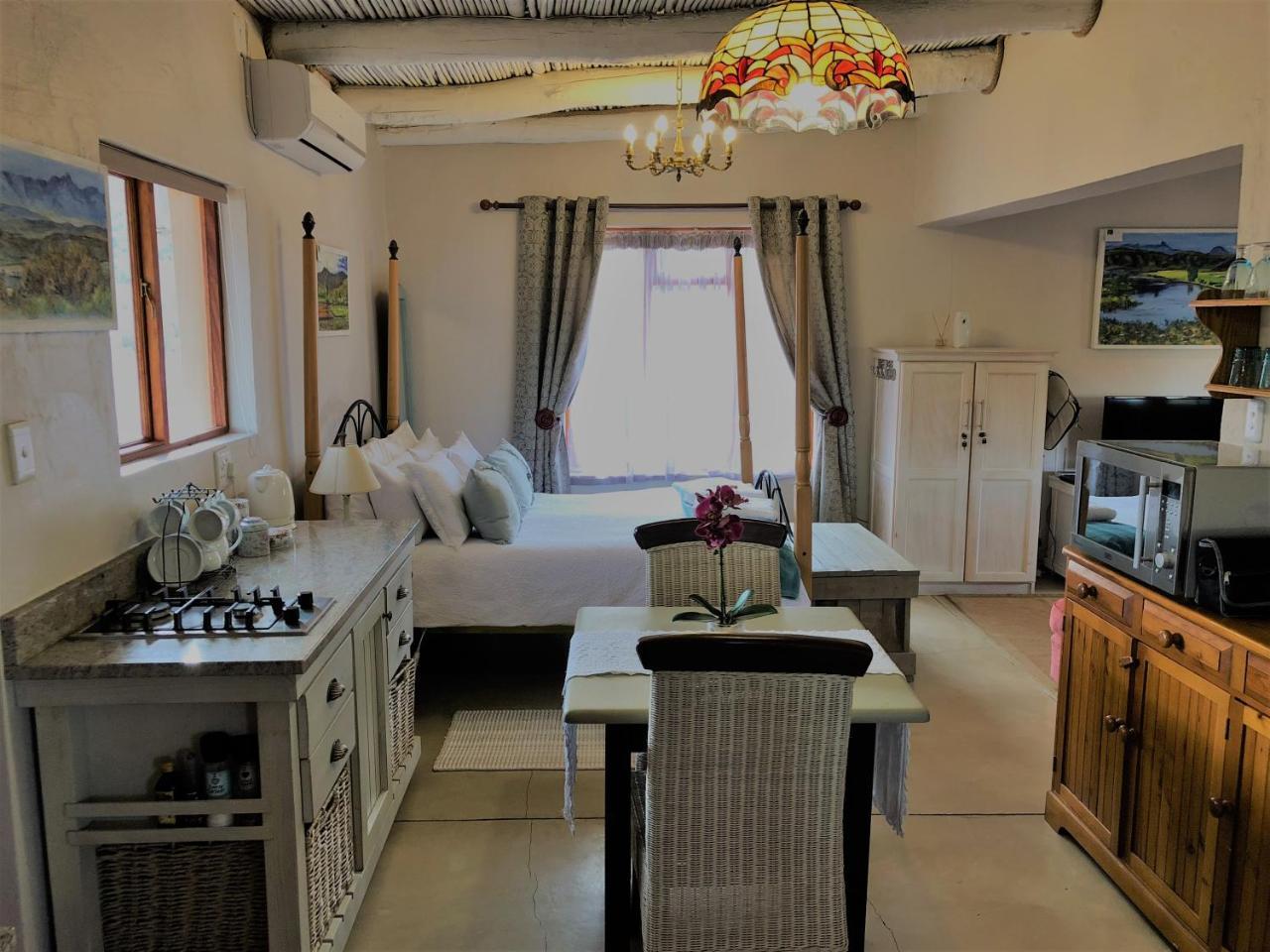 Oaksrest Vineyards Guest Farm Hotel Ladismith Buitenkant foto