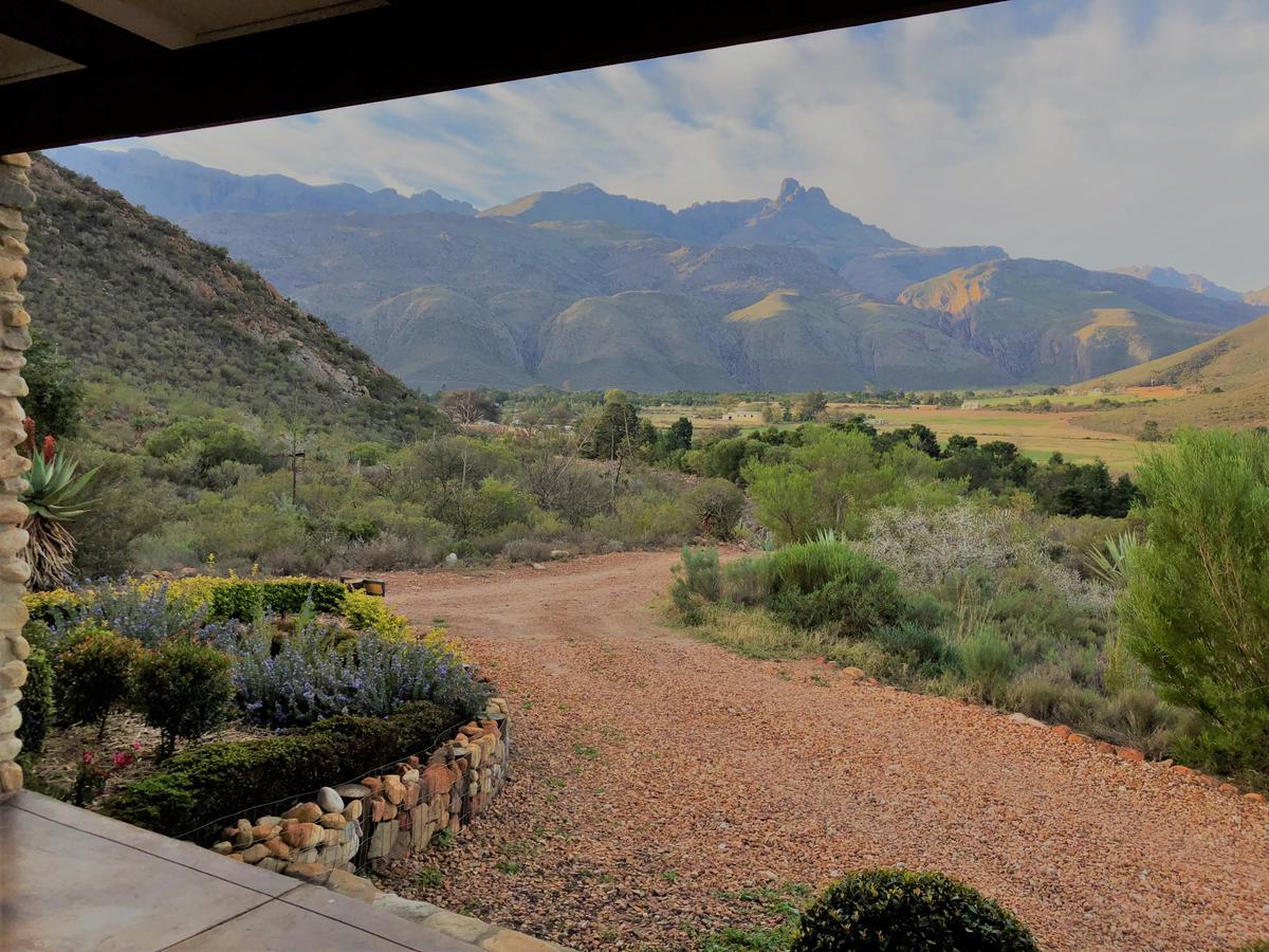 Oaksrest Vineyards Guest Farm Hotel Ladismith Buitenkant foto